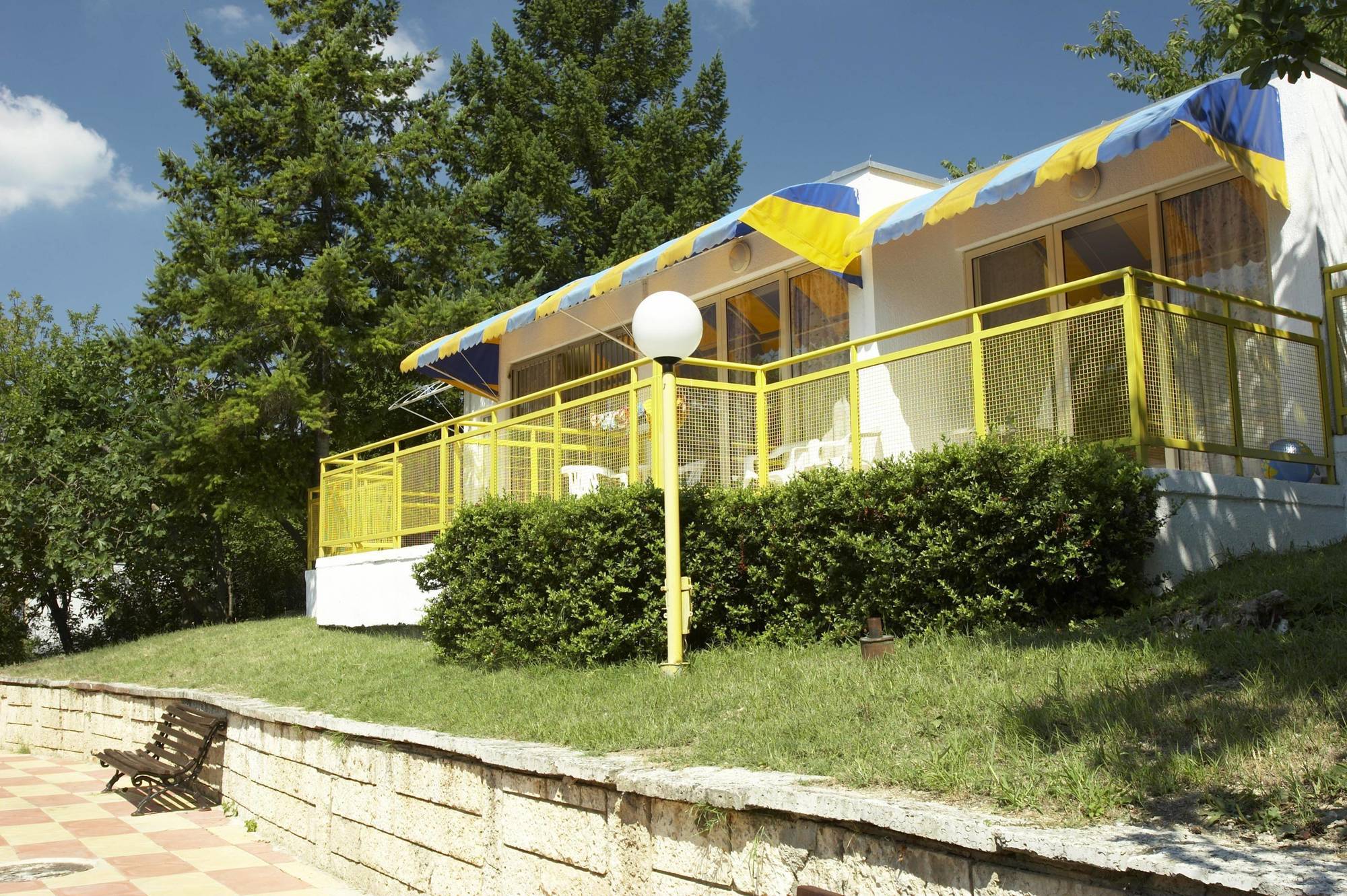 Villas Magnolia Albena Exterior foto